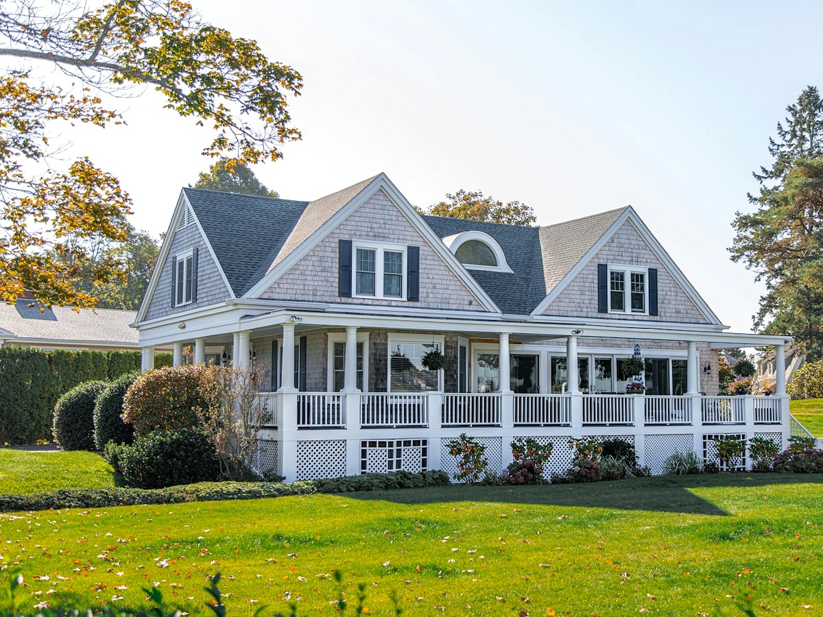 Comparison of Insured, Insurable, and Uninsured Conventional mortgage rate tiers and 5-year carrying costs in London, Ontario by Dallas Martin at NewLife Mortgages - The Mortgage Firm